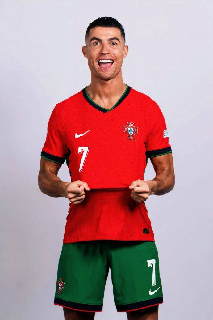 3场造5球！曼联球星大爆发，英超第1中场，31岁依然如此犀利