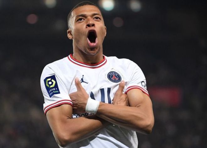 这次后撤步太干净了