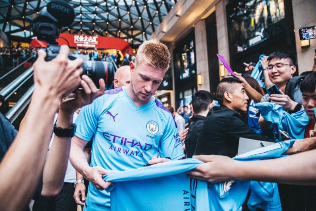 佩德里：对手给我们制造了很大困难，孔德梅开二度是应得的