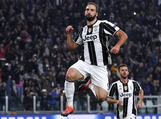 入樽扣篮把全场点燃