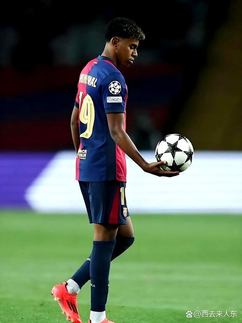 中后卫精准补防，挽救球队险境