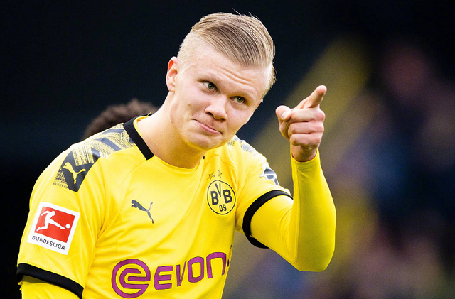 连续3场未首发，萨拉赫赛后发表激烈言论称被当成替罪羊，英媒曝利物浦选择支持斯洛特